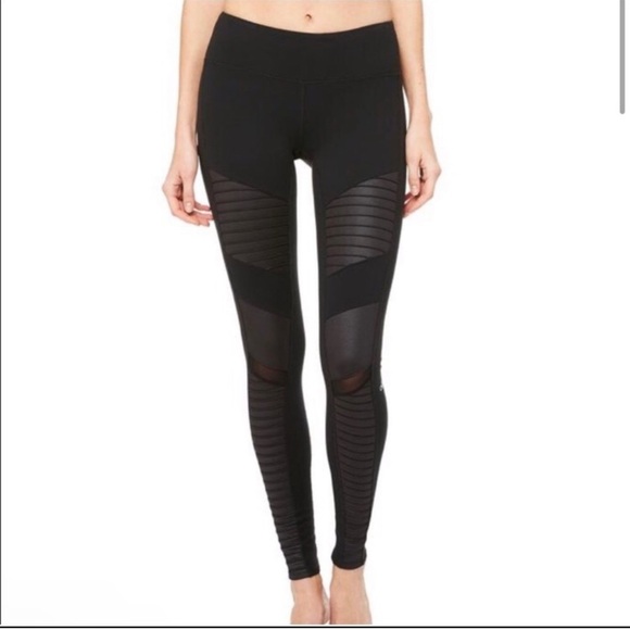 Alo moto leggings size Small casual activewear Preowned great condition yoga run - Picture 3 of 10